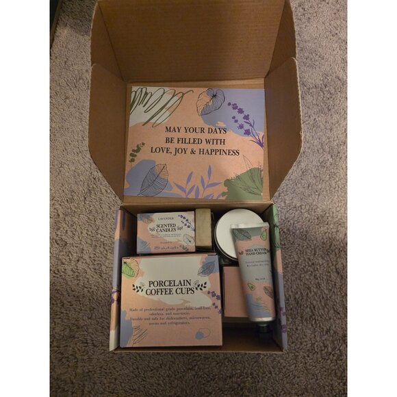 Gift Box 8 Piece - Picture 1 of 4